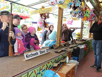 Dass die Kirchweih in Ebern  an Substanz einbüßt, beklagte die Schausteller-Familie, die seit drei Generationen auf den Festplatz kommt.