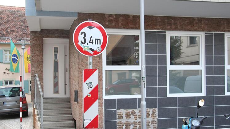 Der AfD-Kreisverband Erlangen/Erlangen-Höchstadt hat jetzt in der Badgasse in Höchstadt  ein Bürgerbüro. Foto: Christian Bauriedel