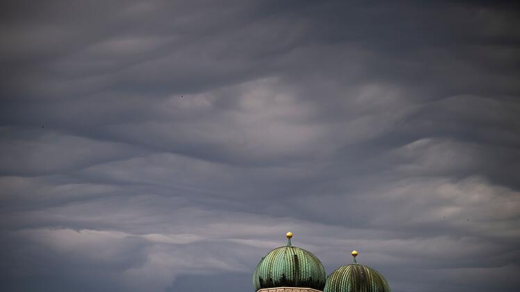Wolken über München