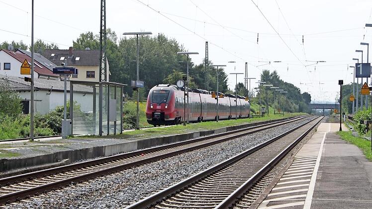 So schaut es am Bahnhof Hallstadt jetzt aus ...