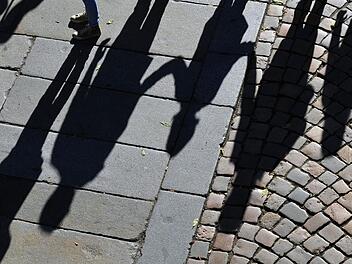 Die Bundesagentur für Arbeit (BA) hat im Jahr 2017 rund 343 Millionen Euro Kindergeld an Konten im Ausland gezahlt.