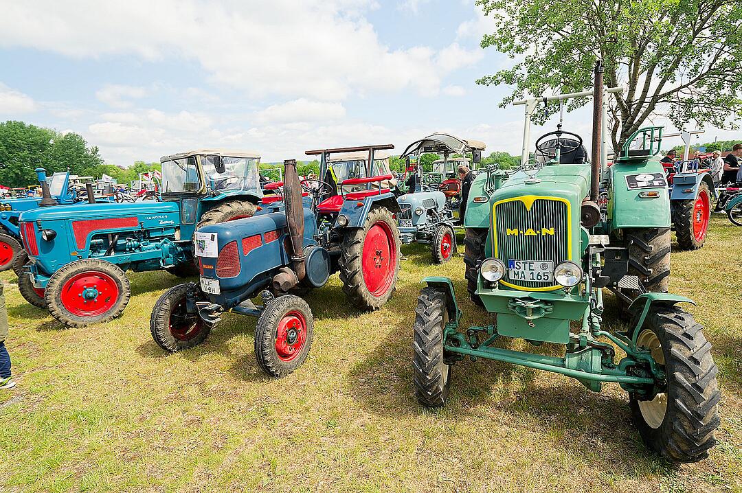 Es kamen viele Oldtimerfreunde.