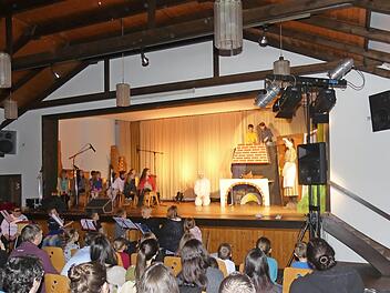 Bei der Aufführung in Streitberg  Foto: Paul Pöhlmann