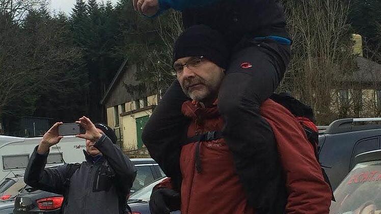 Start frei: Zur Begrüßung wächst der Geschäftsführer der Frankenwald-Tourismus, Markus Franz, über sich hinaus. Foto: privat