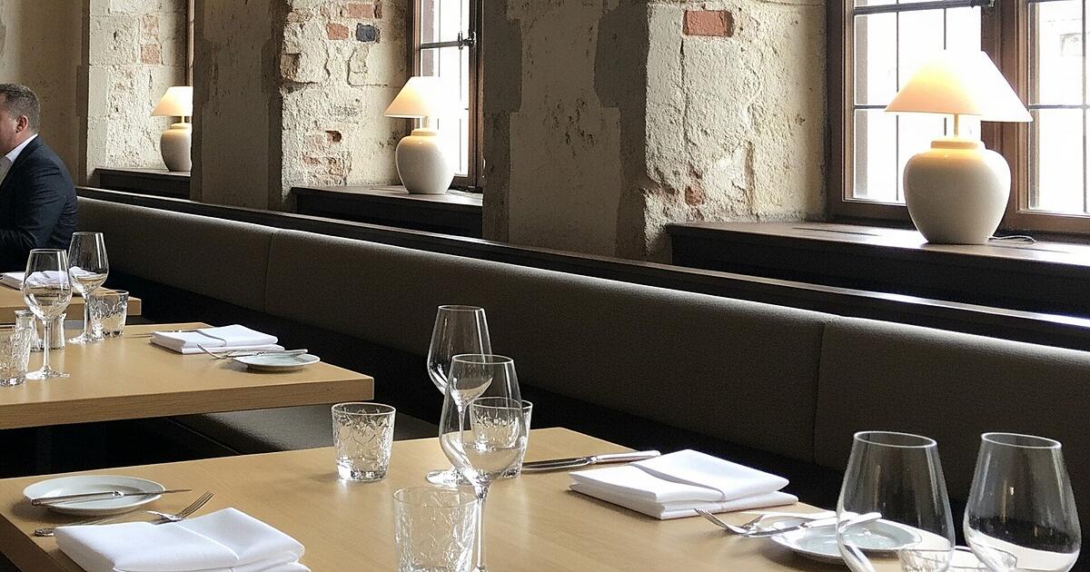 Nuremberg's traditional pub 'Schwarzer Adler' reopens - | with ...