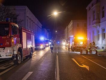 Feuer bei Altenheim: E-Roller brennt in Tiefgarage