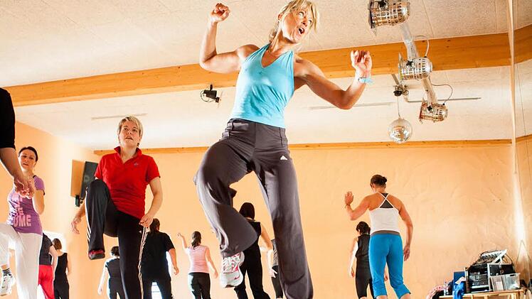Sabien Gerner bei der Step-Aerobic Foto: Mona Lisa Eigenfeld