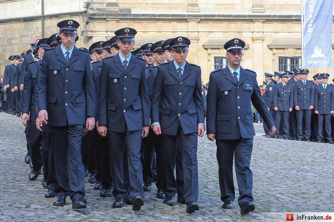 Bundespolizei-Anwärter in Bamberg vereidigt