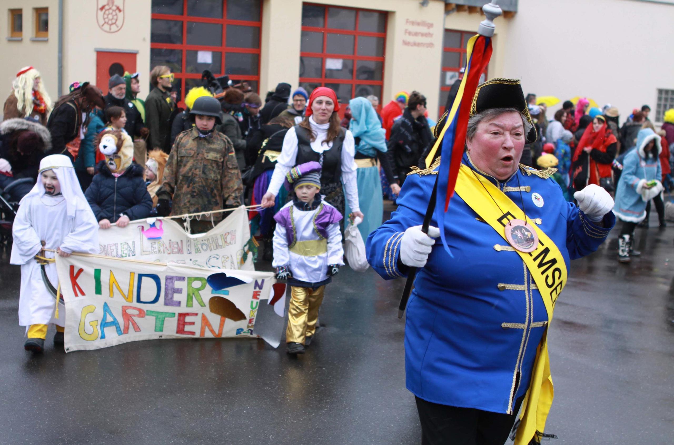 Neukenroth zelebriert 