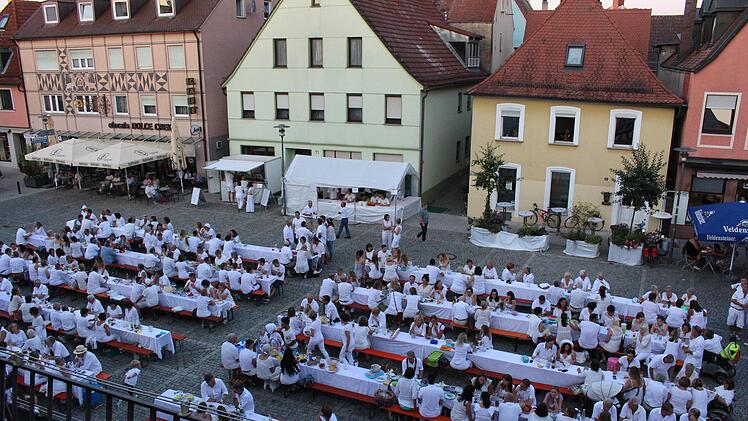 Impressionen von der "Weißen Nacht"   Foto: Evi Seeger