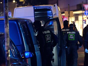 Polizei findet Frau tot in Haus in Mittelfranken&nbsp;&ndash; war ihr Sohn der T&auml;ter?