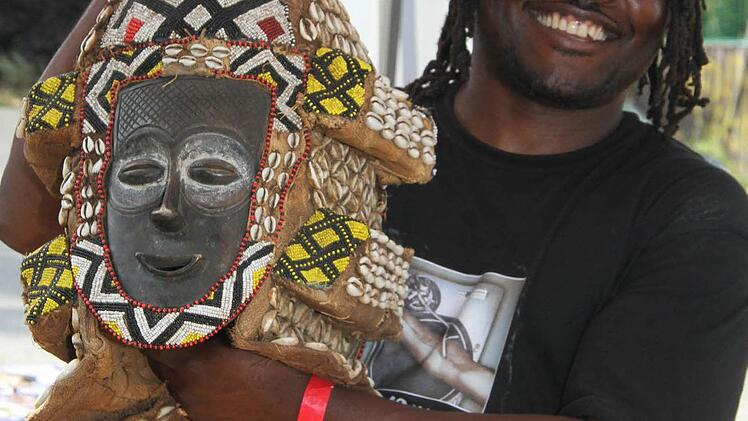 André Mabiala engagiert sich für die Kinderhilfe Mbonda Lokito Kongo/Kinshasa