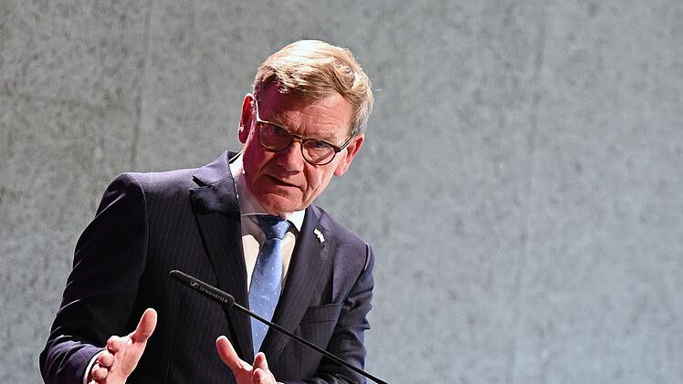 Au&szlig;enminister Wadephul reist nach Bern