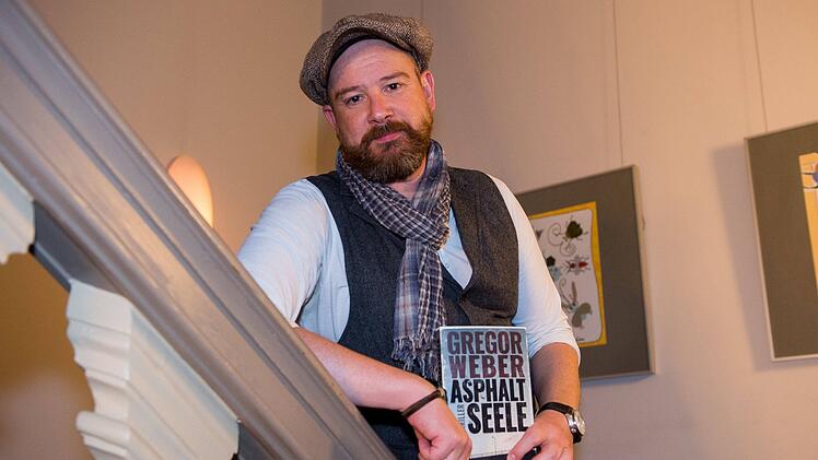 Nach seinem Ende als "Tatort"-Kommissar stand Gregor Weber nur noch selten vor der Kamera. Er machte sich auch als Autor von Krimis und Thrillern einen Namen.