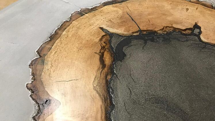 Außergewöhnliche Holz-Beton-Kreationen. Foto: privat