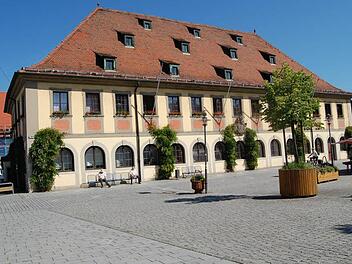 Los geht es mit den Sanierungsarbeiten im Rathaus. Foto: Andreas Welz