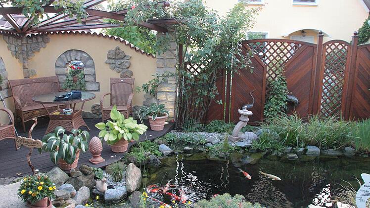 So sieht der Garten bei Tageslicht aus. Foto: Jürgen Gärtner