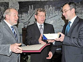 Georg Rosenthal (mitte) vertritt die SPD im Stimmkreis W&uuml;rzburg-Stadt. Foto: wkn