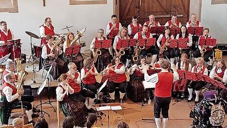 Osterkonzert der Jugendblaskapelle Gro&szlig;wenkeim im Abteilsaal von Maria Bildhausen.