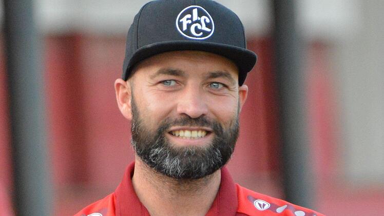 Für den Lichtenfelser Trainer Alexander Grau ist das Pokalspiel gegen die Würzburger Kickers ein echtes Highlight - ein Sieg gegen Baiersdorf in der Landesliga wäre ihm aber lieber. Foto: Gunther Czepera