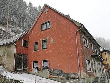 Wallenfels: Auch die ehemalige B&auml;ckerei in der Sch&uuml;tzenstra&szlig;e soll mit Mitteln der Nordostbayerninitiative beseitigt werden. Foto: privat