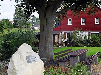 Eine kleine Parkanlage entstand anlässlich des 800. Jubiläums am Buchnertorweg. Sie wird ebenso vom Gartenbauverein gepflegt wie ...