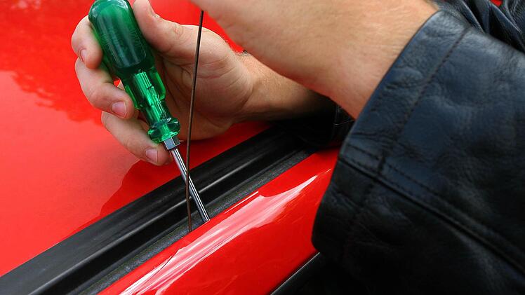 Drei Autos der Marke Audi haben Unbekannte in Memmelsdorf entwendet. Symbolfoto: dpa
