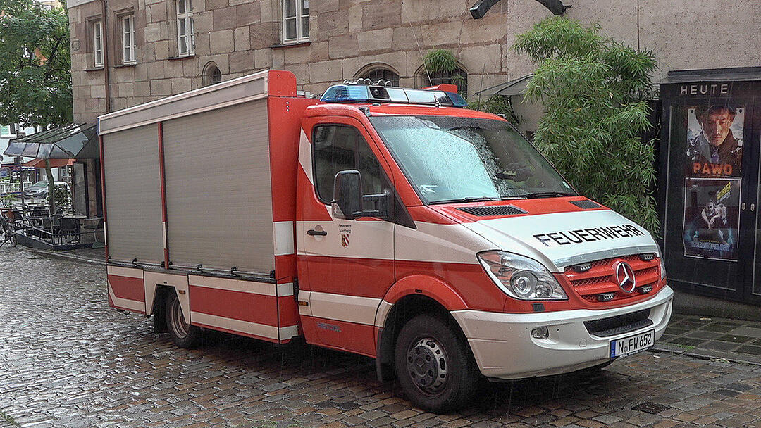 Unwetter fordert Einsatzkräfte in Nürnberg