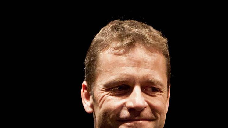Für Generalmusikdirektor Roland Kluttig wird die Konzert-Saison 2019/2020 zur Abschieds-Saison am Landestheater. Die Mehrzahl der Solisten bei den Sinfoniekonzerten stammt aus den Reihen des Philharmonischen Orchesters: Bernhard Forster ist der Solist bin Martinus Oboekonzert am 25. Mai.Foto: Archiv/Jochen Berger