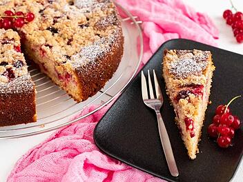 johannisbeerkuchen-streusel.jpg