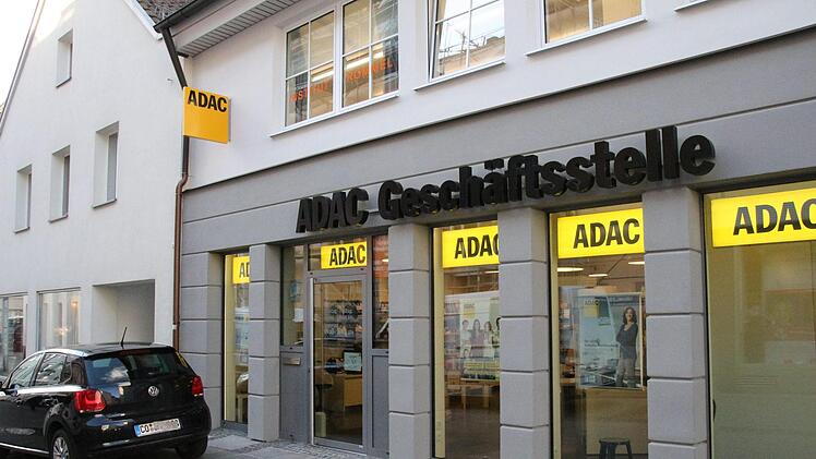 Die Coburger Geschäftsstelle des ADAC befindet sich auf der Mauer.Foto: Oliver Schmidt