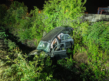 Autofahrer stirbt bei Unfall im Kreis Forchheim - 38-Jähriger aus Wagen geschleudert