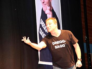 Michl Müller bei seinem Auftritt in Höchstadt. Foto: Johanna Blum