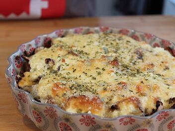 Überbackene Kartoffel-Pilz-Pfanne