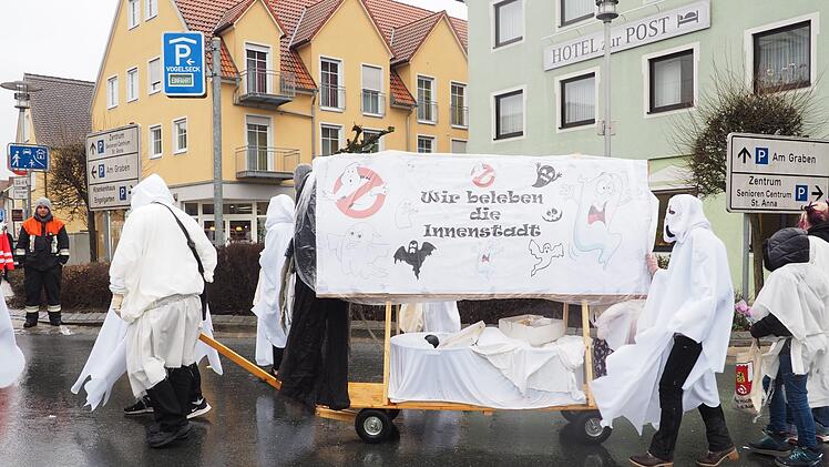 Faschingszug in Höchstadt  Foto: Theresa Schiffl