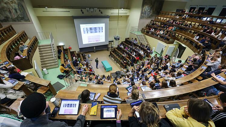 H&ouml;rsaal an der Uni Leipzig (Symbolbild)