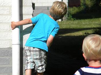 "Ja, wo isser denn, der neue Ebersdorfer Kindergarten?" Foto: Martine de Hart/pixabay