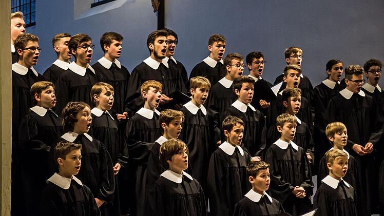 Faszination Chorgesang: Der Windsbacher Knabenchor beeindruckte zahlreiche Zuhörer in der Coburger Morizkirche.Foto: Jochen Berger