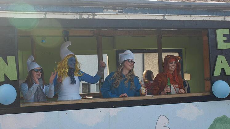 Faschingsumzug in Ebenhausen.  Foto: Stefan Geiger