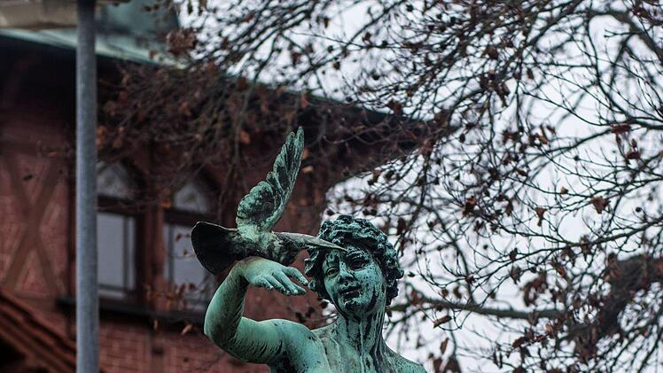 August Drumm: Bronzefigur vor dem ehemaligen Wohnhaus von Max BrücknerFoto: Jochen Berger