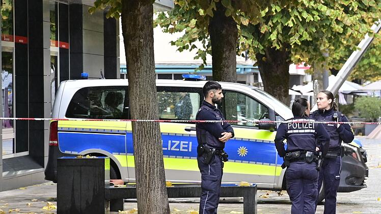 Tuttlingen: Polizei erschie&szlig;t 27-J&auml;hrigen &ndash; Zeugen "unter Schock"