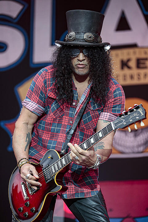 Slash feat. Myles Kennedy and The Conspirators bringen ihre Fans bei Rock im Park 2019 zum Durchdrehen