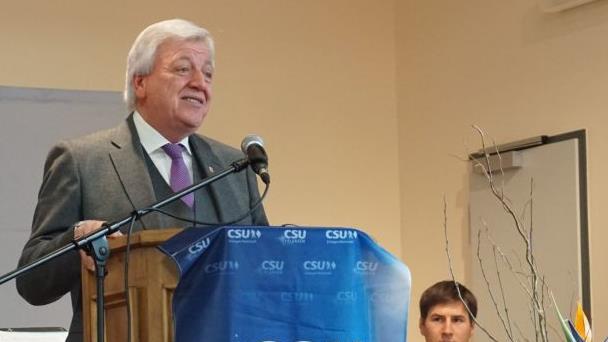 Volker Bouffier bei seiner Ansprache beim Neujahrsempfang der CSU Erlangen