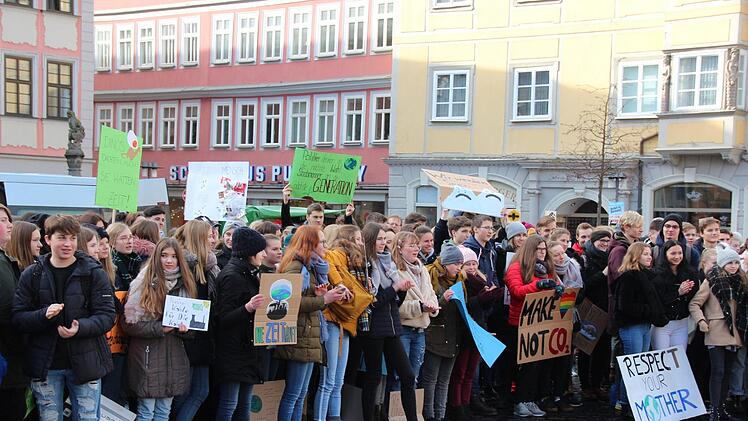 Schüler-Demo in Coburg für mehr Umwelt- und KlimaschutzOliver Schmidt