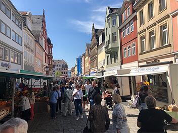 Coburger Klößmarkt 2022: Fällt der verkaufsoffene Sonntag kurzfristig aus? Entscheidung steht fest Coburger Klößmarkt 2022: Fällt der verkaufsoffene Sonntag kurzfristig aus? Entscheidung steht fest