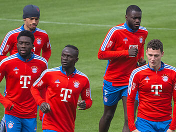 Die Streichliste beim FC Bayern München: Auch prominente Namen sind darunter