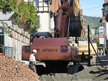 Bereits im Jahr 2004 wurde in der Hartmannstraße der Kanal erneuert. Jetzt sollen die Anwohner zahlen und wehren sich. Foto: Lippold/Archiv