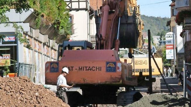 Bereits im Jahr 2004 wurde in der Hartmannstraße der Kanal erneuert. Jetzt sollen die Anwohner zahlen und wehren sich. Foto: Lippold/Archiv