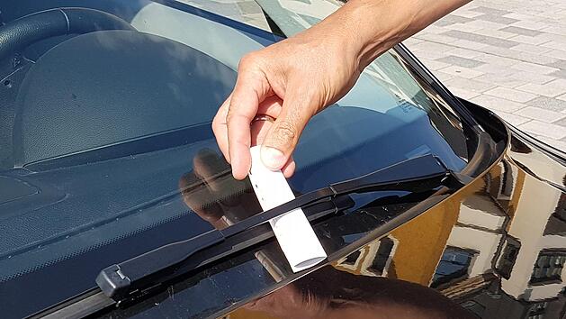 Wer trotz Verbots mit dem E-Auto in die Tiefgarage f&auml;hrt, muss mit einem Strafzettel rechnen. Die Gefahr scheint nicht allzu gro&szlig; zu sein.