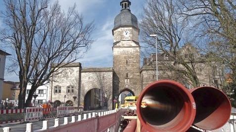 Verkehrstechnisch gucken die Coburger 2018 oft in die Röhre - wie hier an der Dauerbaustelle vor dem Ketschentor. Foto: Jochen Berger